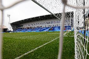 Oldham Athletic v Gateshead - Vanarama National League