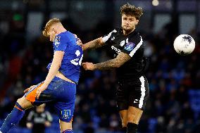 Oldham Athletic v Gateshead - Vanarama National League