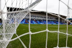 Oldham Athletic v Gateshead - Vanarama National League