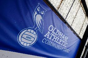 Oldham Athletic v Gateshead - Vanarama National League