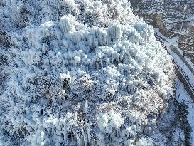 Icefall in Qingzhou