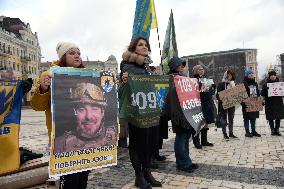 Rally in support of Ukrainian POWs in Kyiv