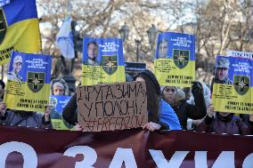 Families of Ukrainian POWs protest in Odesa