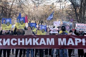 Families of Ukrainian POWs protest in Odesa