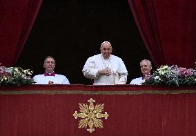 Pope Francis Delivers Christmas Urbi et Orbi Message - Vatican