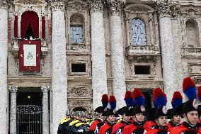 Pope Francis Delivers Christmas Urbi et Orbi Message - Vatican