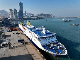 A China-South Korea Passenger Liner