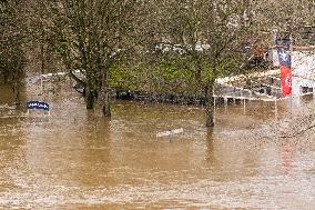 Flood Continues In Bonn