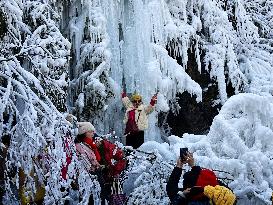 Snow Scenery in Chongqing