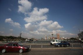 Daily Life On Qasr Al Nile Bridge