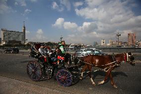 Daily Life On Qasr Al Nile Bridge