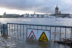 Flood Continues In Cologne