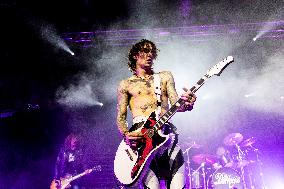 The Darkness Perform In Milan