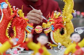 Non-heritage Dough Sculptures Welcome New Year