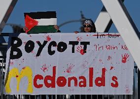 Edmonton Boxing Day Protest By Palestinians