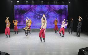 Xinhua Headlines: Viral dance challenge "Kemusan" brings joy, pride, debate to Chinese youngsters