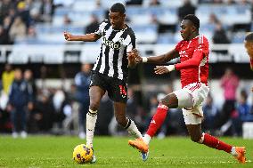 Newcastle United v Nottingham Forest - Premier League