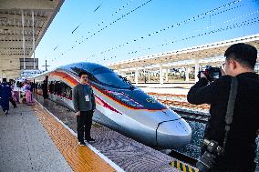 Hangzhou-Nanchang High-speed Railway Open