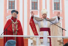 Declaring Christmas Peace