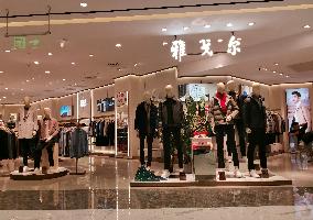 A Youngor Clothing Store in Yichang