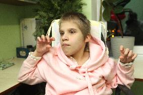 Believers congratulate girl with cerebral palsy on her birthday in Dnipro