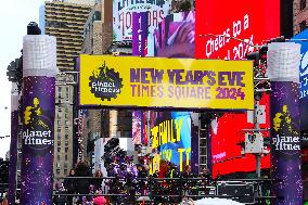 New Year's Eve Confetti Test - NYC