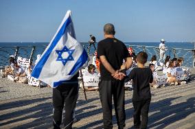 A Display For Peace In Jaffa - Israel