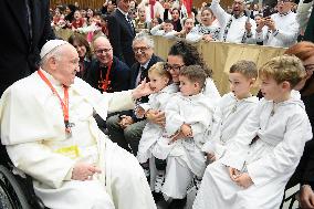 Pope Francis in audience with official student Catholic choral organization