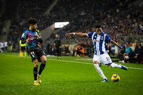 FC Porto v GD Chaves - Liga Portugal Bwin