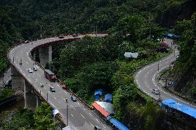 Kelok Sembilan Elevated Bridge Tourism In West Sumatra