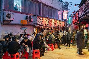 Tourists Flock To Chongqing During New Year's Day Holiday