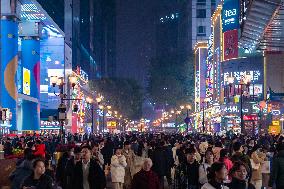 Tourists Flock To Chongqing During New Year's Day Holiday