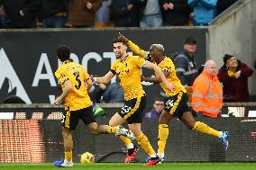 Wolverhampton Wanderers v Everton FC - Premier League