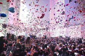 People Gather To Welcome The New Year in Nanjing