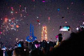 People Gather To Welcome The New Year in Jinan