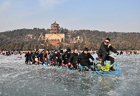 CHINA-BEIJING-SUMMER PALACE-WINTER FUN (CN)