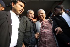 Bangladeshi Nobel laureate Muhammad Yunus appears at Dhaka court