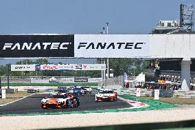 GT Fanatec World Challenge Misano 2022 02 July 2022