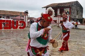 Dance Of The Voladores Of Cuetzalan - Mexico