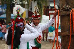 Dance Of The Voladores Of Cuetzalan - Mexico