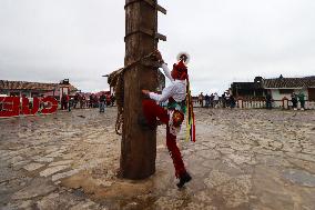 Dance Of The Voladores Of Cuetzalan - Mexico