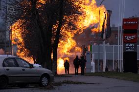 Gas pipeline damaged in Russian missile attack on Kyiv