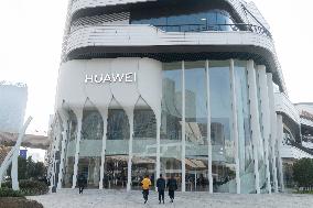 Huawei Store in Shanghai