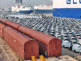China 2023 Vehicles Export Ranks First in The World