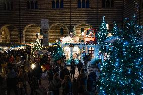 Christmas Atmosphere In Verona