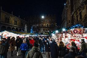 Christmas Atmosphere In Verona