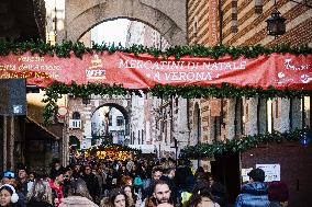 Christmas Atmosphere In Verona