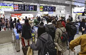 Return rush after New Year holidays in Japan