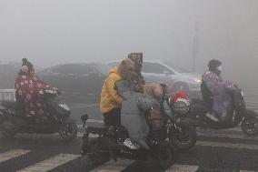 Heavy Fog Hit Zaozhuang