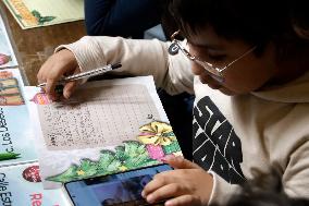 Children Write Their Letters For The Three Wise Men - Mexico City